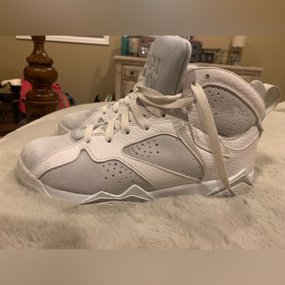 🥰SOLD🥰 Air Jordan 7 Retro 'Pure Money'. Size 7 - Picture 3 of 8